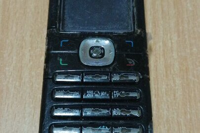 Мобільний телефон марки NOKIA, чорного кольору, б/в
