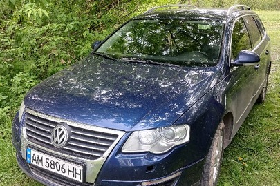 Легковий автомобіля марки VOLKSWAGEN, модель PASSAT, реєстраційний номер AM5806HH, VIN/номер шасі (кузова, рами): WVWZZZ3CZ7E204743, колір СИНІЙ, рік виробництва: 2007