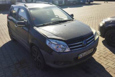 Колісний транспортний засіб - «Geely MK Cross», 2013 р.в., чорного кольору, ДНЗ: СЕ6503ВС, номер кузова: LB37422S1EL001053, VIN: Y7WJL7152D0025632