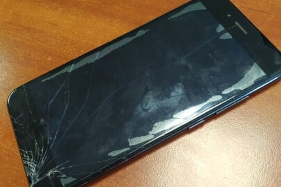 Мобільний телефон Xiaomi Mi A1, б/в, синього кольору