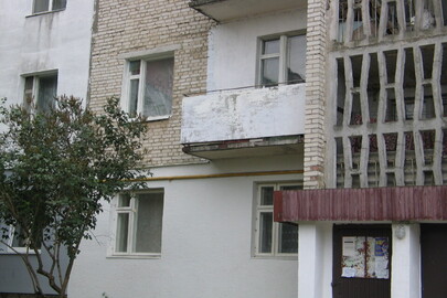 1/2 частки квартири, заг. пл. 62,8 кв.м., житл. – 38,7 кв.м., що знаходиться за адресою: Волинська область, м. Володимир-Волинський, вул. Поліської Січі, 43/14
