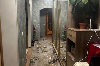 1/3 частини трикімнатної квартири, заг. пл. 74,2 кв.м., житл. пл. 42,4 кв.м., розташована за адресою: Черкаська обл., Черкаський р., м. Сміла, вул. Жовтнева, буд. 39-Б, кв. 1
