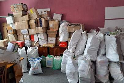 Макулатура, яка являє собою непридатні примірники книг, газет, журналів, брошур, плакатів, зошитів, поліграфічної та паперової продукції загальною вагою 2306,90 кілограм