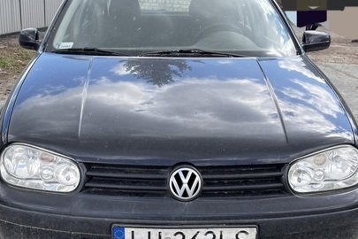 Легковий автомобіль марки "Volkswagen Golf", д. р. н. LU262LS (PL), VIN-код - WVWZZZ1ZJZ3W074410, рік випуску 2002