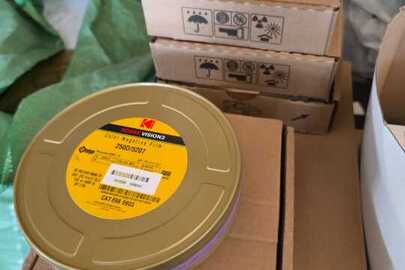 Кіноплівка з маркуванням Kodak VISION 250D/5207 4 шт., нового стану
