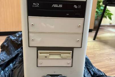 Конфісковане майно за рішенням суду: процесор марки "Asus" білого кольору, б/в