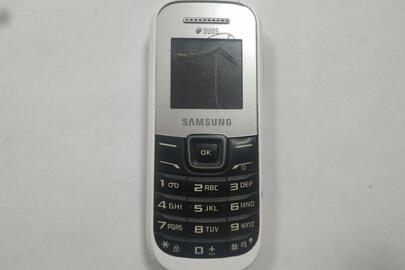 Мобільний телефон марки "Samsung E1202i" б/у
