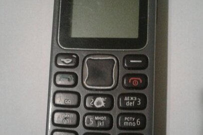 Мобільний телефон марки Nokia 8310