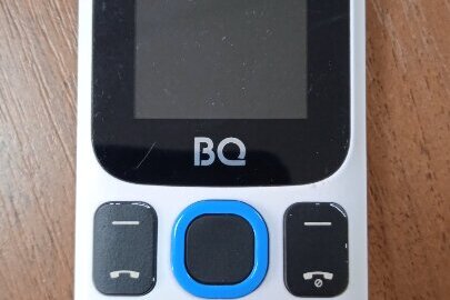 Мобільний телефон марки "BQ-1848" б/в