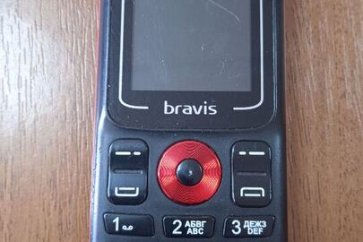 Мобільний телефон марки "Bravis" б/в