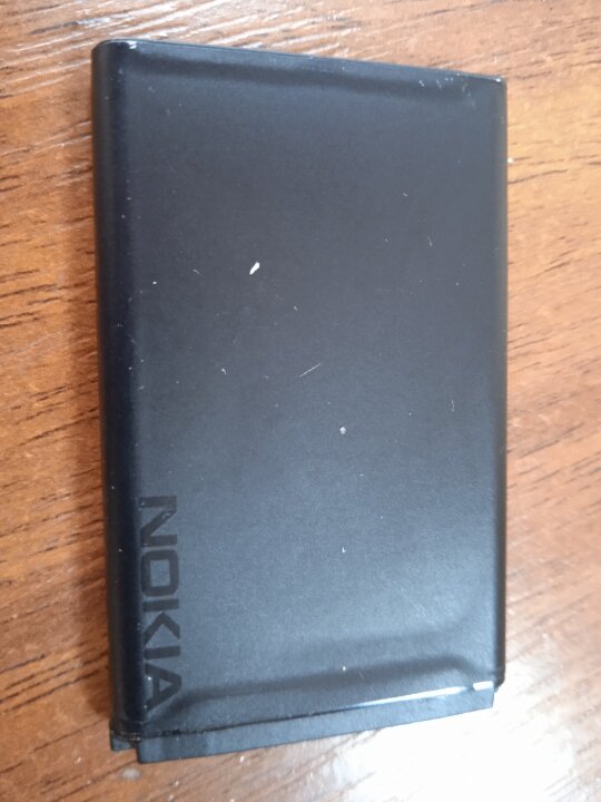 Батарея для мобільного телефону «Nokia» чорного кольору. б/в