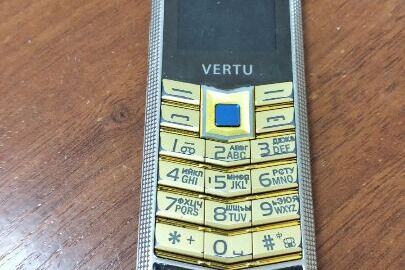 Мобільний телефон марки "VERTU" , Model: V5, imei1: 358549021143767, б/в