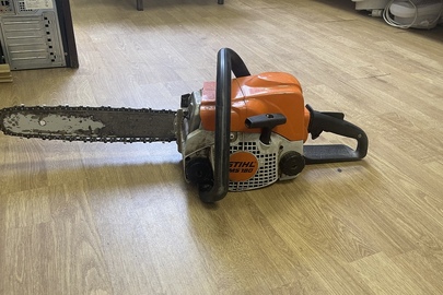 Бензопила STIHL (Штіль) (помаранчевого кольору, моделі "MS 180")стан - задовільний