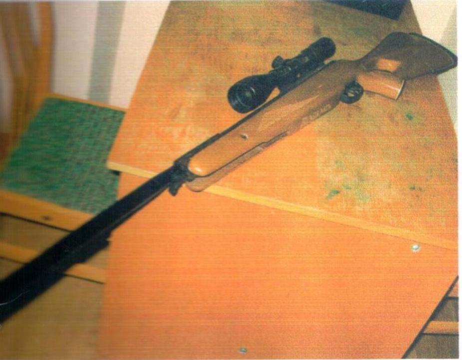 Пневматична пружинно-поршнева гвинтівка 