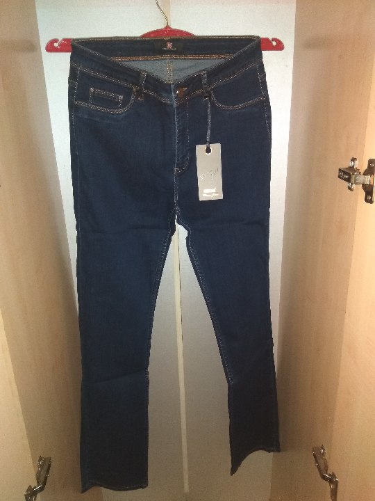 Штани чоловічі в асортименті, різних кольорів, упаковані в індивідуальну упаковку в кількості 66 одиниць