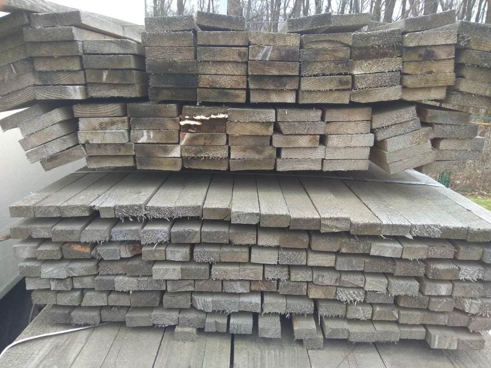Пиломатеріали хвойних порід, обрізні (ялина, ялиця), різних розмірів у кількості 311 шт, загальним об'ємом 2,311 м.куб