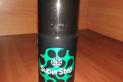 Дезодорант для взуття в аерозольних балончиках, об'ємом 100 мл, іноземного виробництва марки "SUPERSTEP", у кількості 96 шт