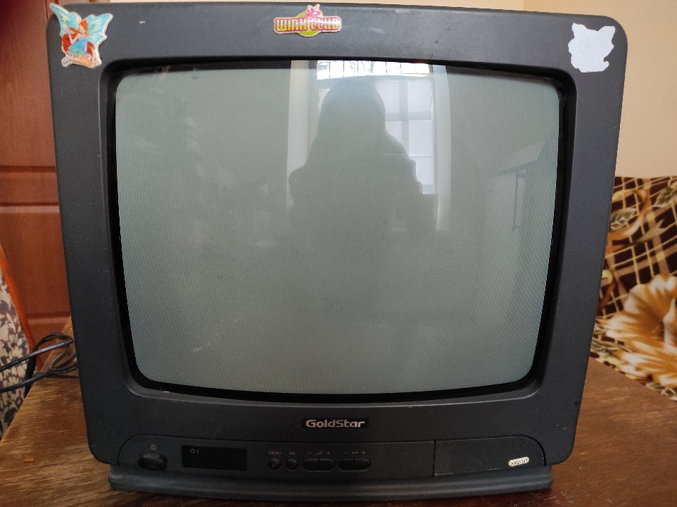 Телевізор GoldStar CB-14A80