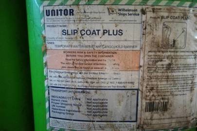 Хімічна речовина з маркуванням "Slip Coat" у кількості 225 л. (9 каністр по 25 л. кожна)