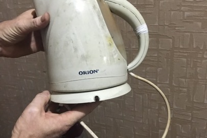 Електричний чайник "Orion"