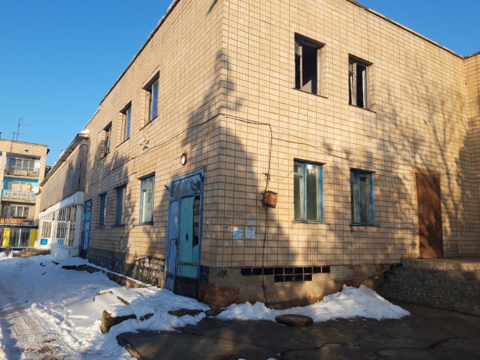 ІПОТЕКА. Нежитлове приміщення - торговельний центр, загальною площею 1423,0 кв.м., за адресою: Миколаївська область, Очаківський район, с. Кам’янка, вул. Шевченка І., 53-В