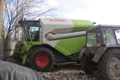 Комбайн зернозбиральний CLAAS TUCANO 320 у комплекті з жаткою та транспортним візком, 2011 року випуску, ДНЗ 50445 ВЕ, заводський номер: 83201809