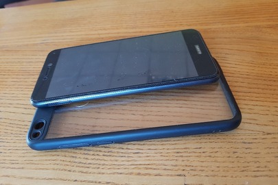 Мобільний телефон ''HUAWEІ'' P8 Lite, та силіконовий чохол 