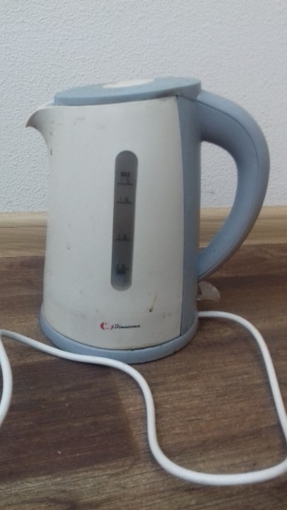 Електрочайник 