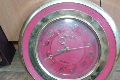 Настінний годинник марки RIKON QUARTZ