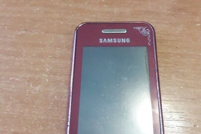 Мобільний телефон Samsung GT-S5320
