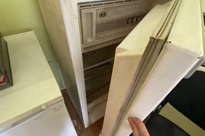 Холодильник ДНЕПР-402-1, б/в, білого кольору