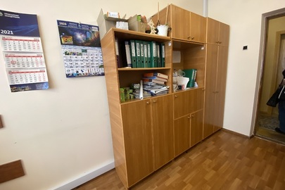 Шафа офісна на три секції, б/в