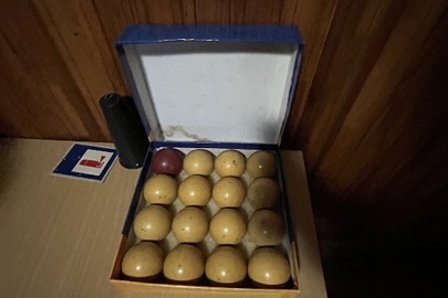 Комплект більярдних куль на 16 од. б/в