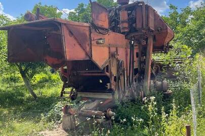 Комбайн зернозбиральний СК-5 "НИВА", заводський номер 048472, номер шасі 104803, номер двигуна 146378, рік випуску 1991, номерний знак 08619ВЕ
