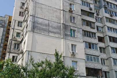 Однокімнатна квартира, загальною площею 38,8 кв.м., що розташована за адресою: м. Київ, вул. Прирічна, 31, кв.7
