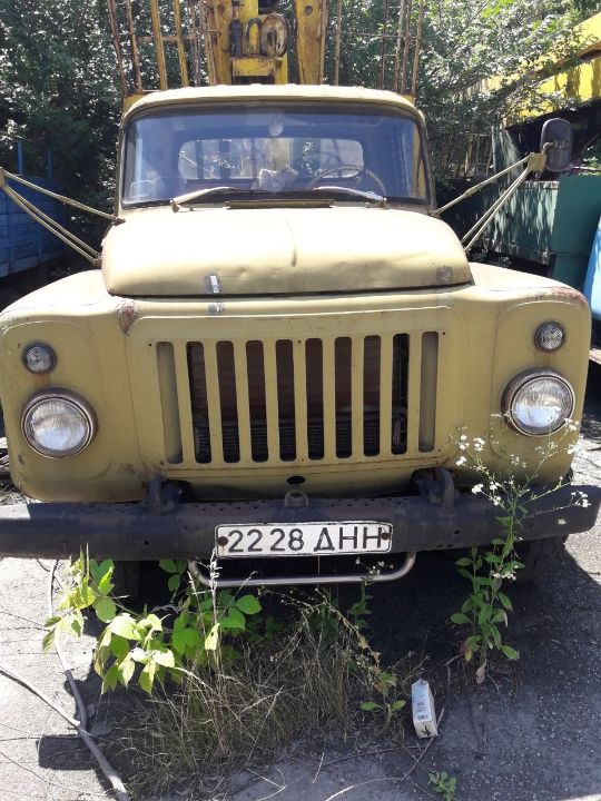 Автомобіль марки ГАЗ, модель 53А, державний номер 2228ДНН, номер кузову 0912216