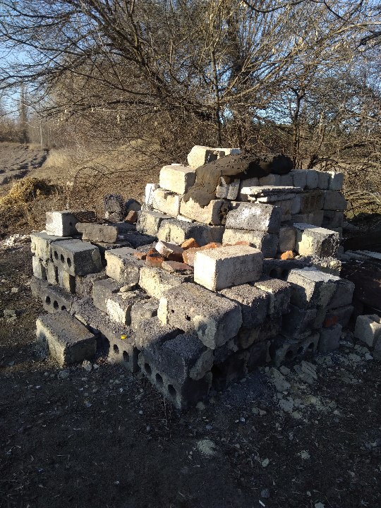 Шлакоблок в кількості 100 шт