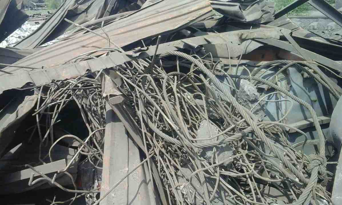 Брухт чорних металів  вагою 230.00 кг, б/у