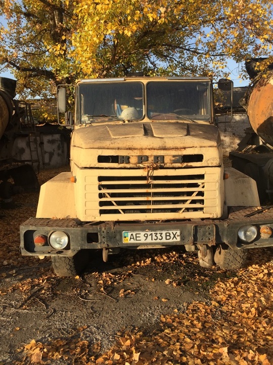Автомобіль марки КРАЗ модель 6510, тип: бетонозмішувач -С, 1994р.в., державний номер АЕ9133ВХ, VIN: X1C651000R0767252
