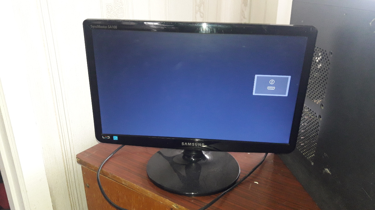 Монітор Samsung SyncMaster S19A100N