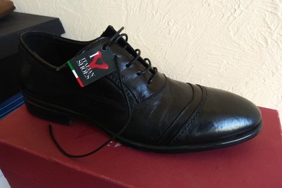 Туфлі чоловічі, чорного кольору, 43 розміру