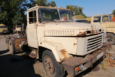 Автомобіль марки КРАЗ модель 6444, 1994 р.в., VIN: X1C644400R0768050, державний номерний знак АЕ4996АЕ