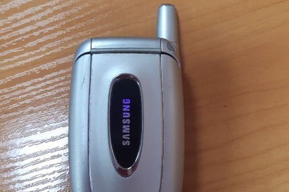 Мобільний телефон "SAMSUNG" без IMEI