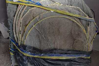 Конфіскація майна за виконавчим документом: ятер висотою 70 см., вічко 6,5 мм., довжиною 30 м, колір зелений одна одиниця, ятер висотою 70 см, вічко 6,5 мм., довжиною 25 м., жовтого кольору одна одиниця, б/в