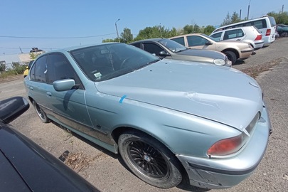Транспортний засіб марки «BMW» модель «523», 1997 року випуску, кузов номер WBADD41080BT25721, реєстраційний номер відсутній