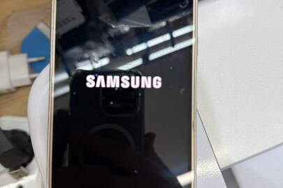 Конфісковане майно за рішенням суду: мобільний телефон марки «Sumsung Duos» із сім-карткою, б/в