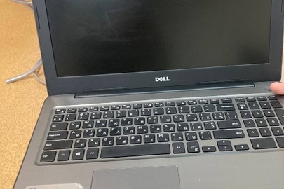 Ноутбук Dell Іnspirion 15, процесор core i3, S/N: DC5ZW32, номер 29033837102,  темно-сірого кольору, в  робочому стані, б/в