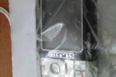 Мобільний телефон "ALCATEL"