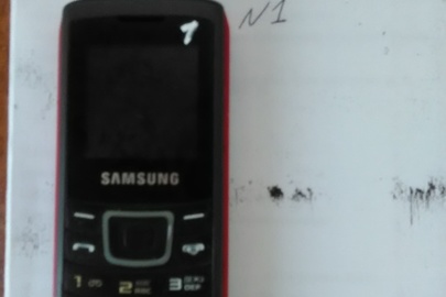 Мобільний телефон "SAMSUNG Е 1100Т"