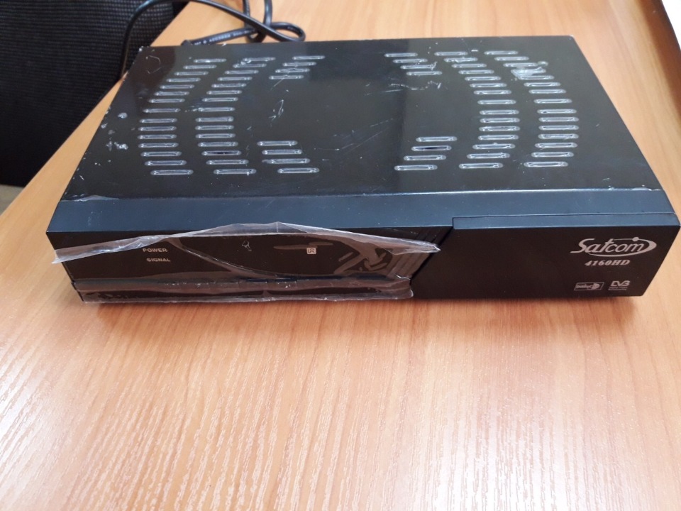 Цифровий ресивер супутникового телебачення моделі 